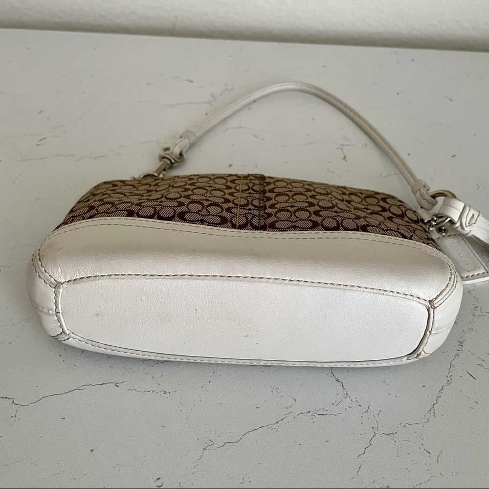 Coach Signature Canvas and White Wristlet Bag - Picture 3 of 8